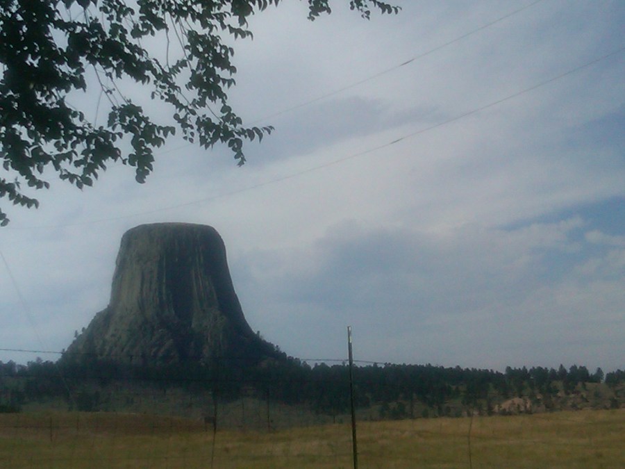 /home/wpcom/public_html/wp-content/blogs.dir/3e6/17878083/files/2011/08/devils-tower-wyoming.jpg Devils Tower, Wyoming