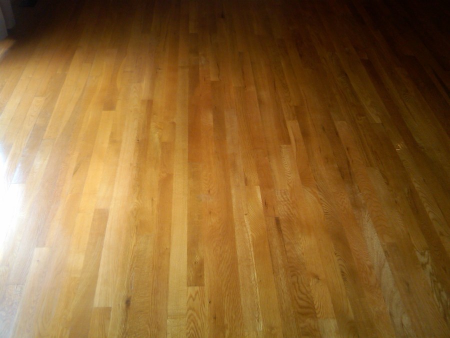 /home/wpcom/public_html/wp-content/blogs.dir/3e6/17878083/files/2011/08/refinishing-floors.jpg