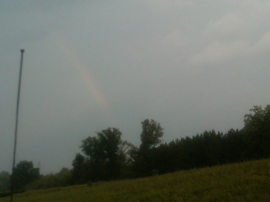 /home/wpcom/public_html/wp-content/blogs.dir/3e6/17878083/files/2011/09/img01803-20110901-1848.jpg Welcome Home Rainbow