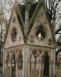 Pere LaChaise Abelard and Heloise